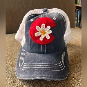 Colorado Daisy hat NEW